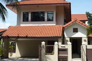 A Bungalow For Rent at Mutiara Damansara 