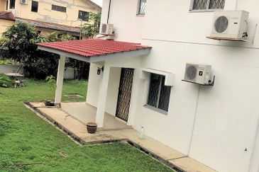 A bungalow for sale in Petaling Jaya SS1 