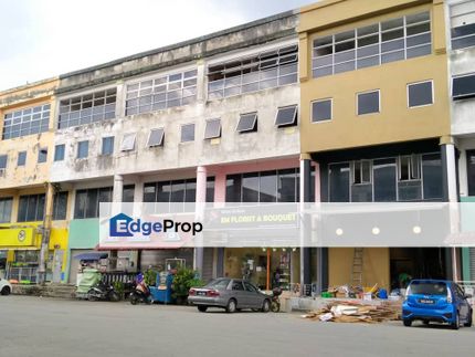 Shop office for sale in Bandar Country Homes, Selangor, Rawang