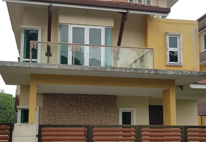 Bungalow untuk dijual di Taman Anjung Damai