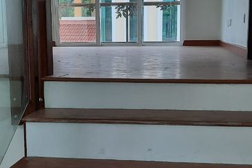 Bungalow untuk dijual di Taman Anjung Damai