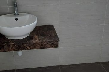 Bungalow untuk dijual di Taman Anjung Damai