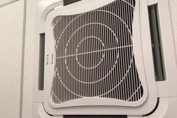 Sebuah Bangunan Gudang 4 tingkat untuk dijual di Besut Terengganu