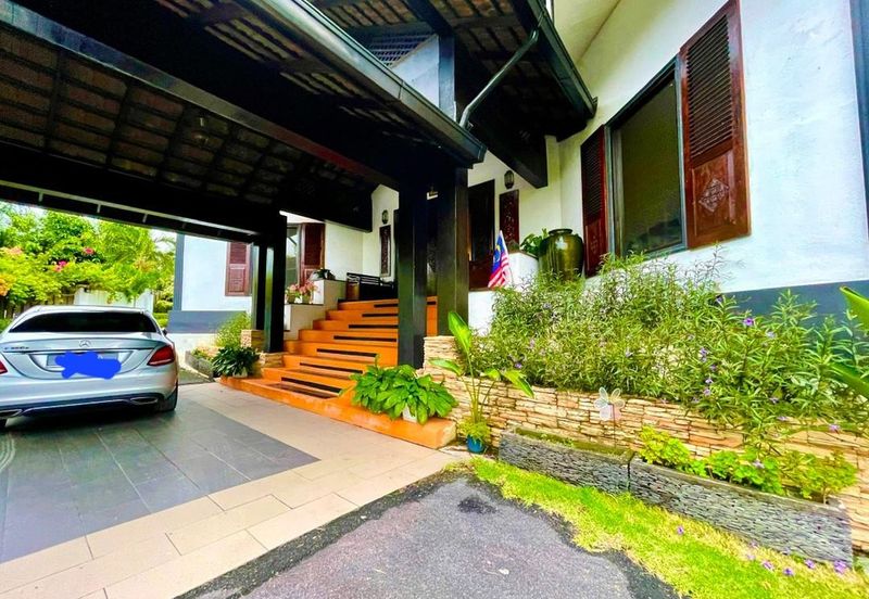 Bungalow untuk dijual di Puchong Selangor