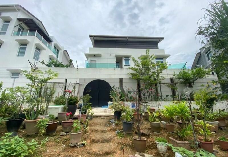 Bandar Tun Hussein Onn