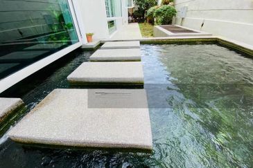 Bandar Tun Hussein Onn