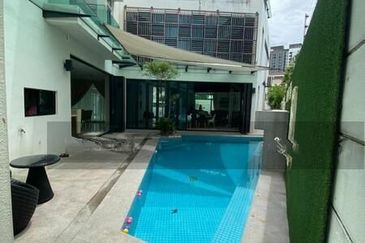 Bandar Tun Hussein Onn