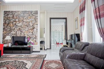 Bandar Tun Hussein Onn