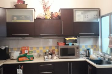 Jalan Spektrum U16 @ Taman Bukit Subang