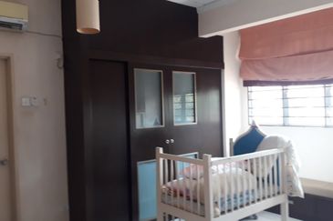 Jalan Spektrum U16 @ Taman Bukit Subang