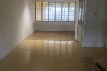 sebuah Kedai pejabat/ rumah kedai untuk dijual di Sri Cemerlang Kota Bharu Kelantan