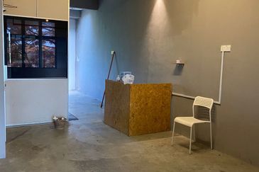 sebuah Kedai pejabat/ rumah kedai untuk dijual di Sri Cemerlang Kota Bharu Kelantan