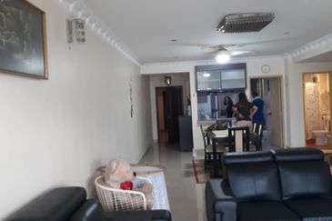 Dutaria condominium Segambut for sale