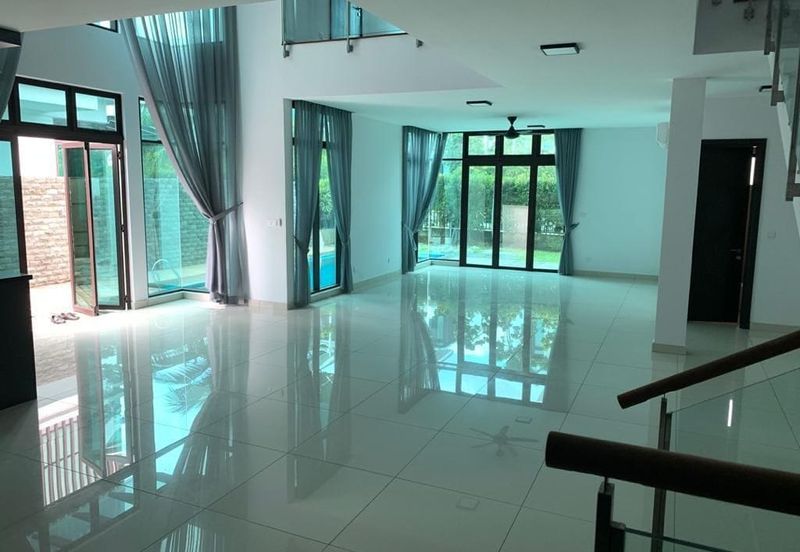 a semi detached  house at Fera Twin Villa Percint 8 Putrajaya for sale