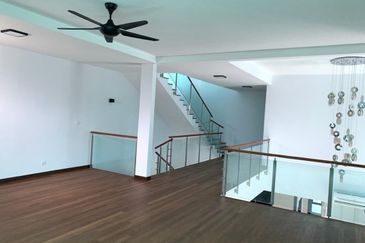 a semi detached  house at Fera Twin Villa Percint 8 Putrajaya for sale