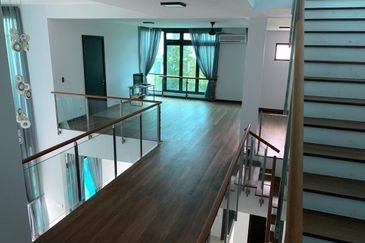 a semi detached  house at Fera Twin Villa Percint 8 Putrajaya for sale