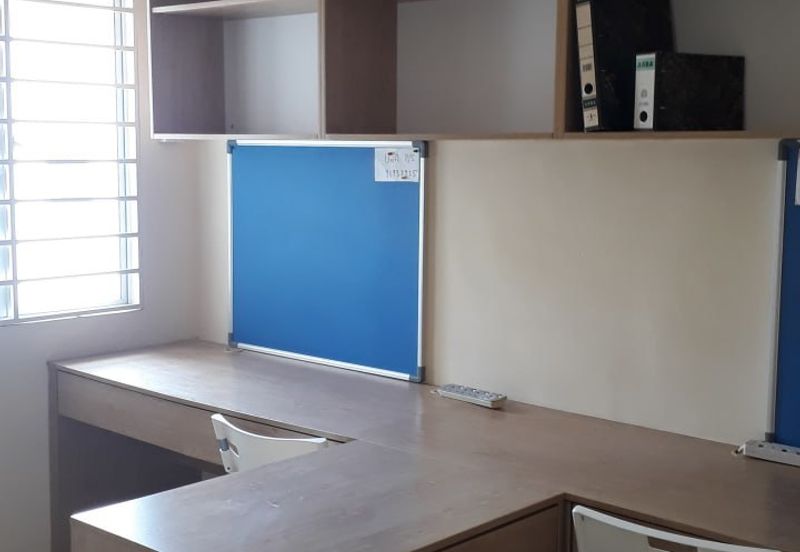 Jalan Spektrum U16 @ Taman Bukit Subang