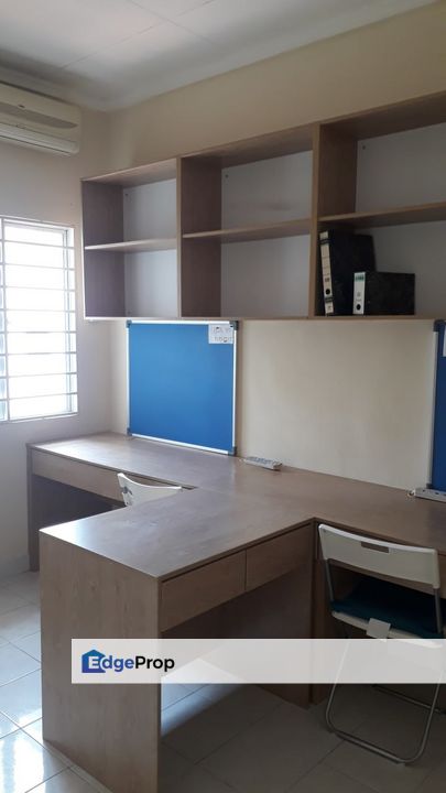 a double story house in Taman Bukit Subang for Sale, Selangor, Shah Alam