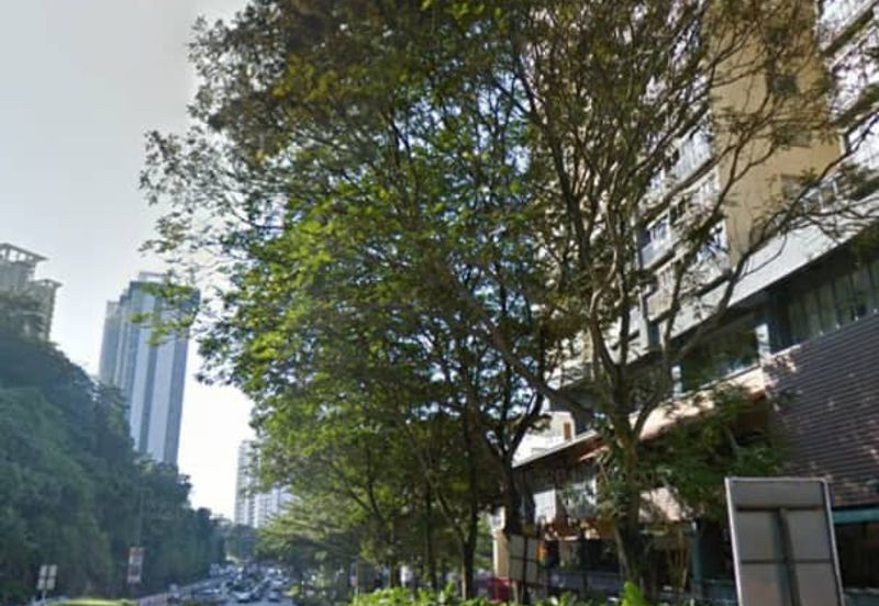 a shop at ground floor in Perdana Shopping Centre for sale