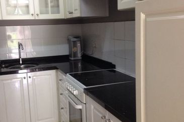 Perdana View Condominium