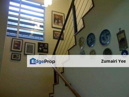 A nice duplex unit at Perdana View Condominium for sale, Selangor, Damansara Perdana