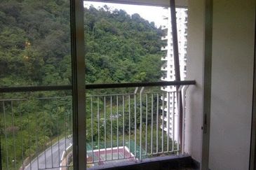 Perdana View Condominium