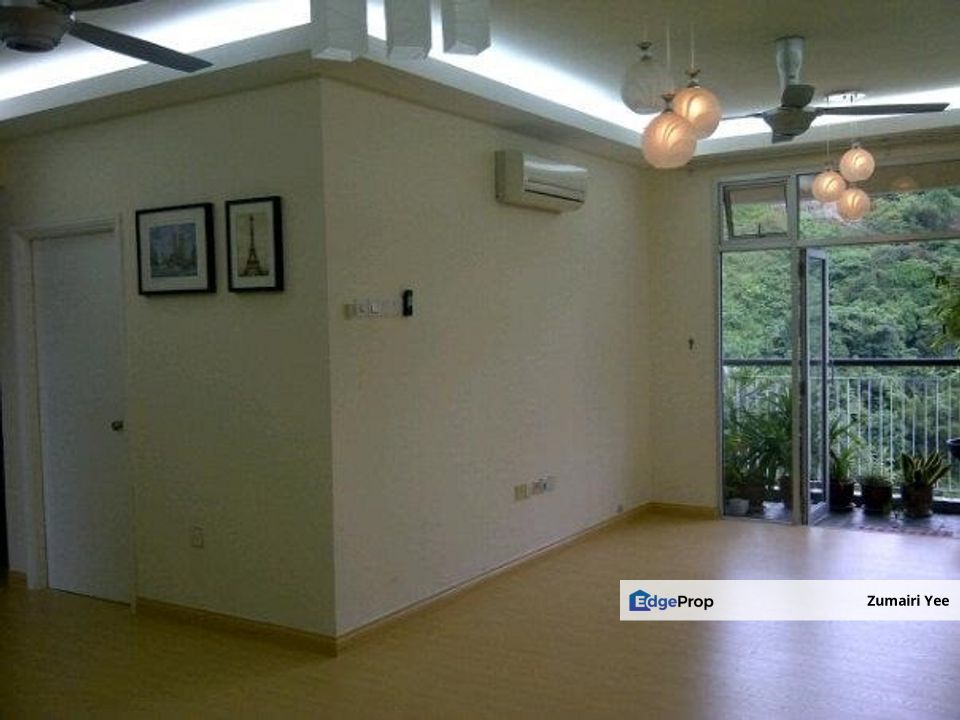 A nice duplex unit at Perdana View Condominium for sale, Selangor, Damansara Perdana