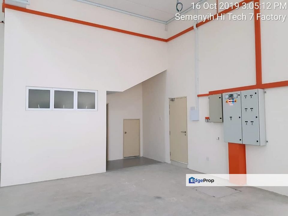 Kawasan Perindustrian Hitech Semenyih , Selangor, Semenyih
