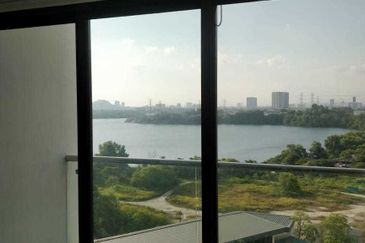 Skyvilla, D Island Residence