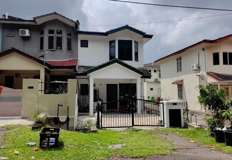 Taman Saujana Puchong