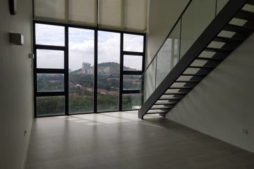 The Square @ One City