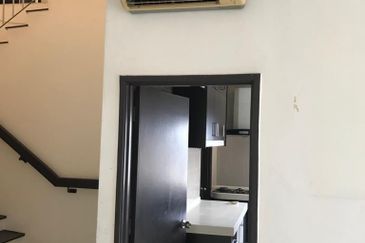 Mutiara Oriental Condominium