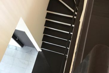 Mutiara Oriental Condominium