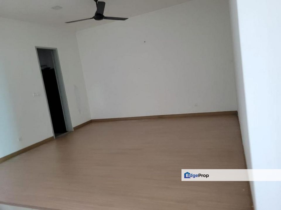 X2 Residency Condo Puchong Large 4R4B 3CarPark, Selangor, Puchong