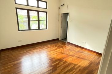 Mutiara Damansara Petaling Jaya Freehold 6rooms 