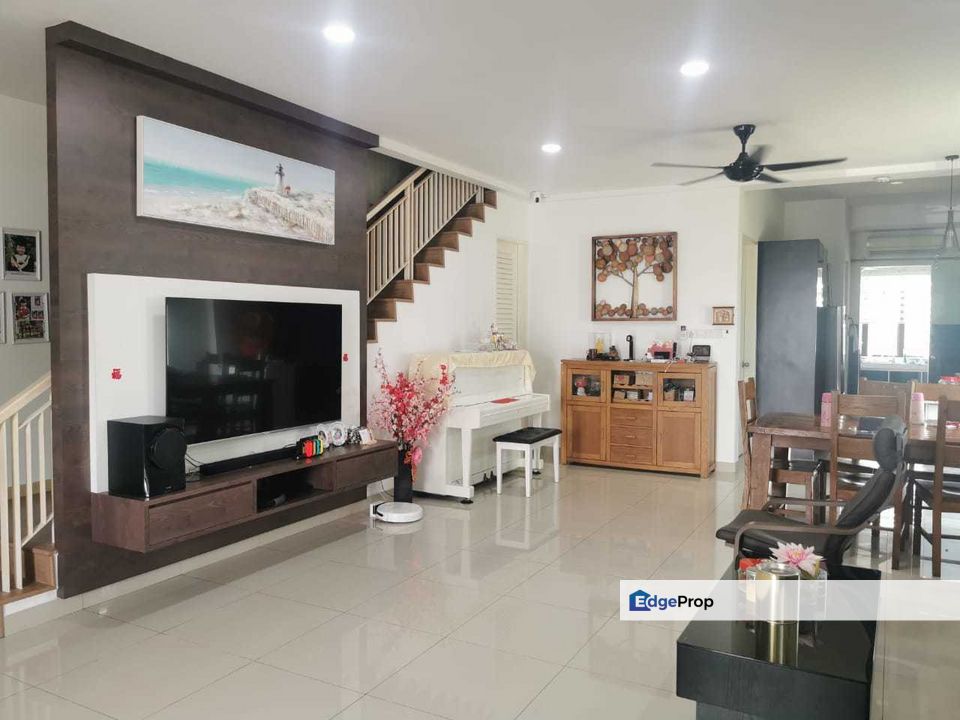 Fully Renovated 2 storey 22x80 Ceria Residence Cyberjaya , Selangor, Cyberjaya