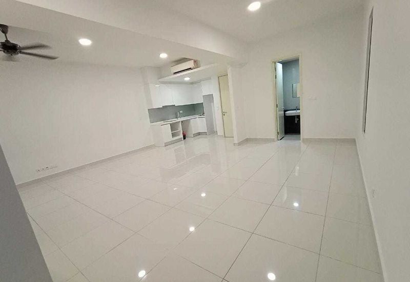 Pandora @ Tropicana Metropark