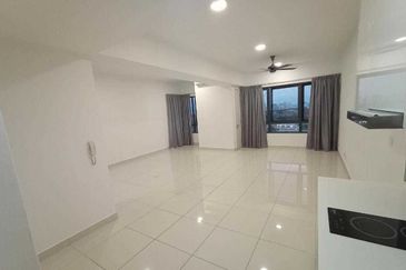 Pandora @ Tropicana Metropark