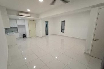 Pandora @ Tropicana Metropark