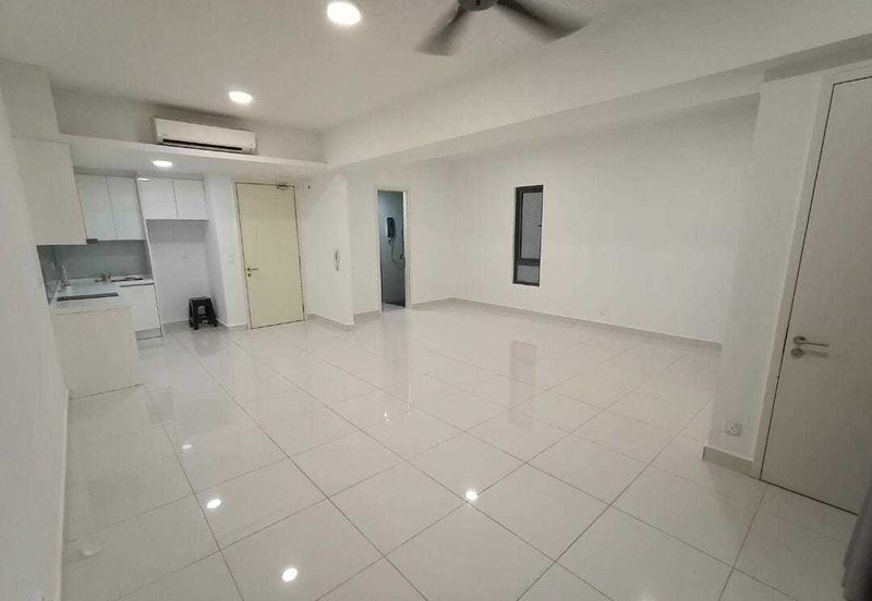 Pandora @ Tropicana Metropark