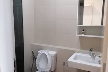 Paloma @ Tropicana Metropark