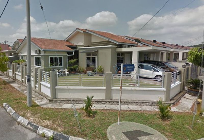 JALAN SP 7/4 BANDAR SAUJANA PUTRA