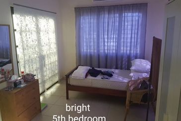 JALAN SP 7/4 BANDAR SAUJANA PUTRA