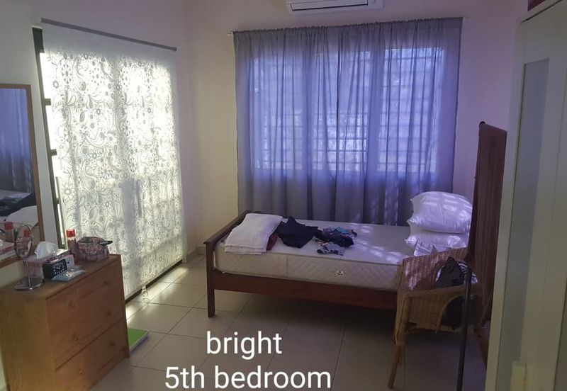 JALAN SP 7/4 BANDAR SAUJANA PUTRA