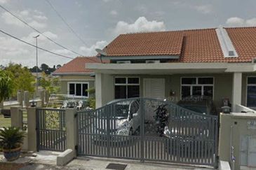 JALAN SP 7/4 BANDAR SAUJANA PUTRA