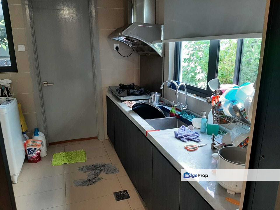 Semi D House D'Island Puchong Corallia Lake View, Selangor, Puchong