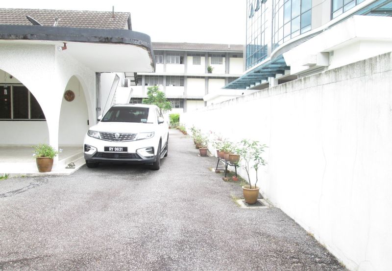 Freehold Large Bungalow Tasik Titiwangsa 