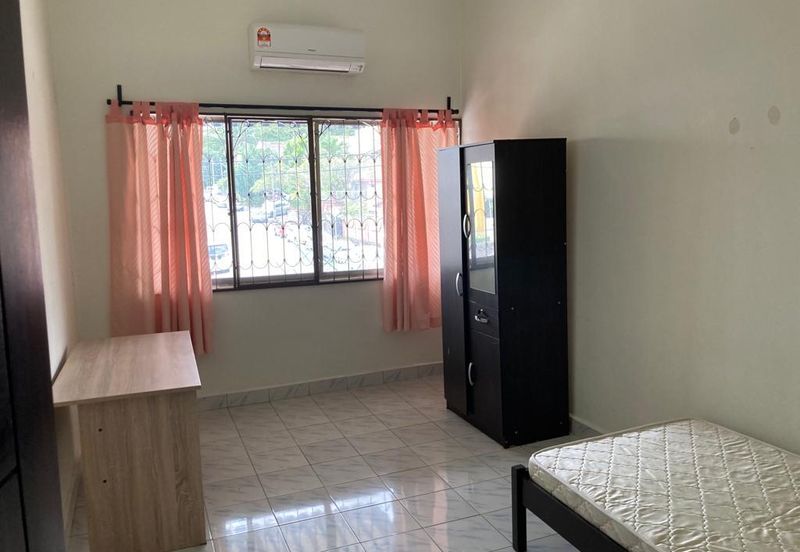 Taman Connaught (Sri Cendekia)