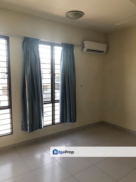 Glomac Lakeside Residences Puchong 2sty 22x75 Clubhouse, Selangor, Puchong