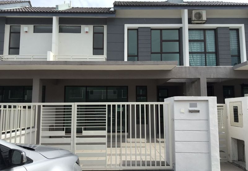 Glomac Lakeside Residences